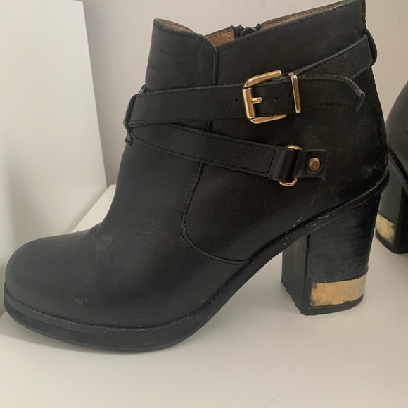 Topshop Black Leather Heeled Ankle Boots With Gold - Picture 6 of 16